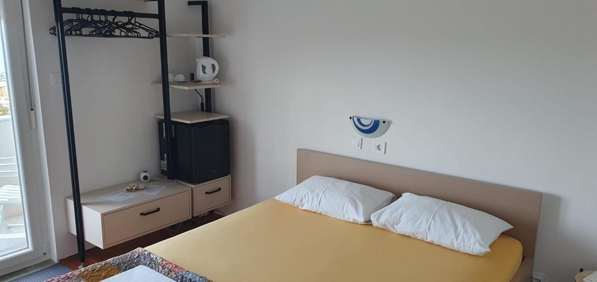 Apartments & Rooms Fam Ribaric Banjol Номер фото