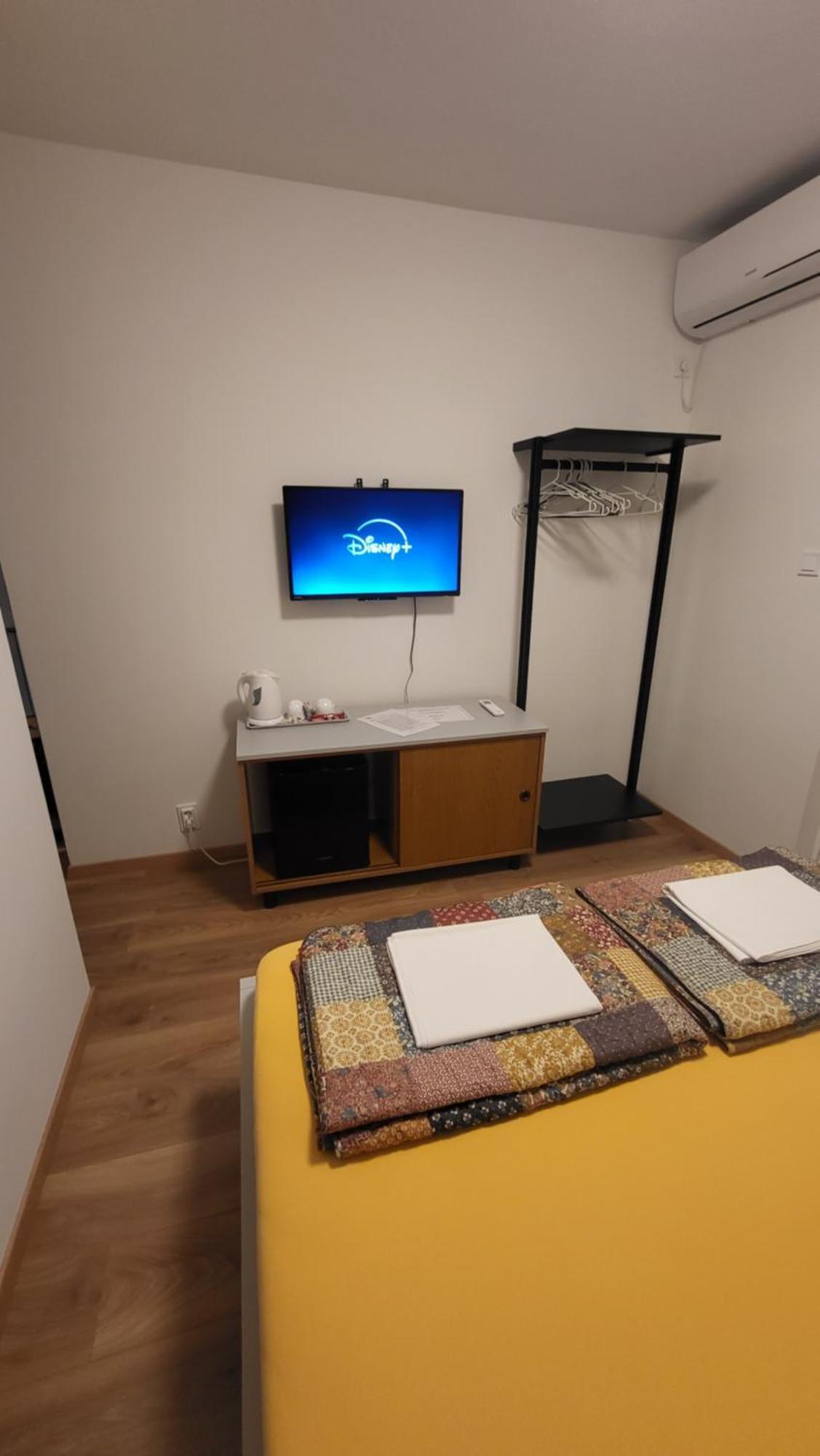Apartments & Rooms Fam Ribaric Banjol Номер фото