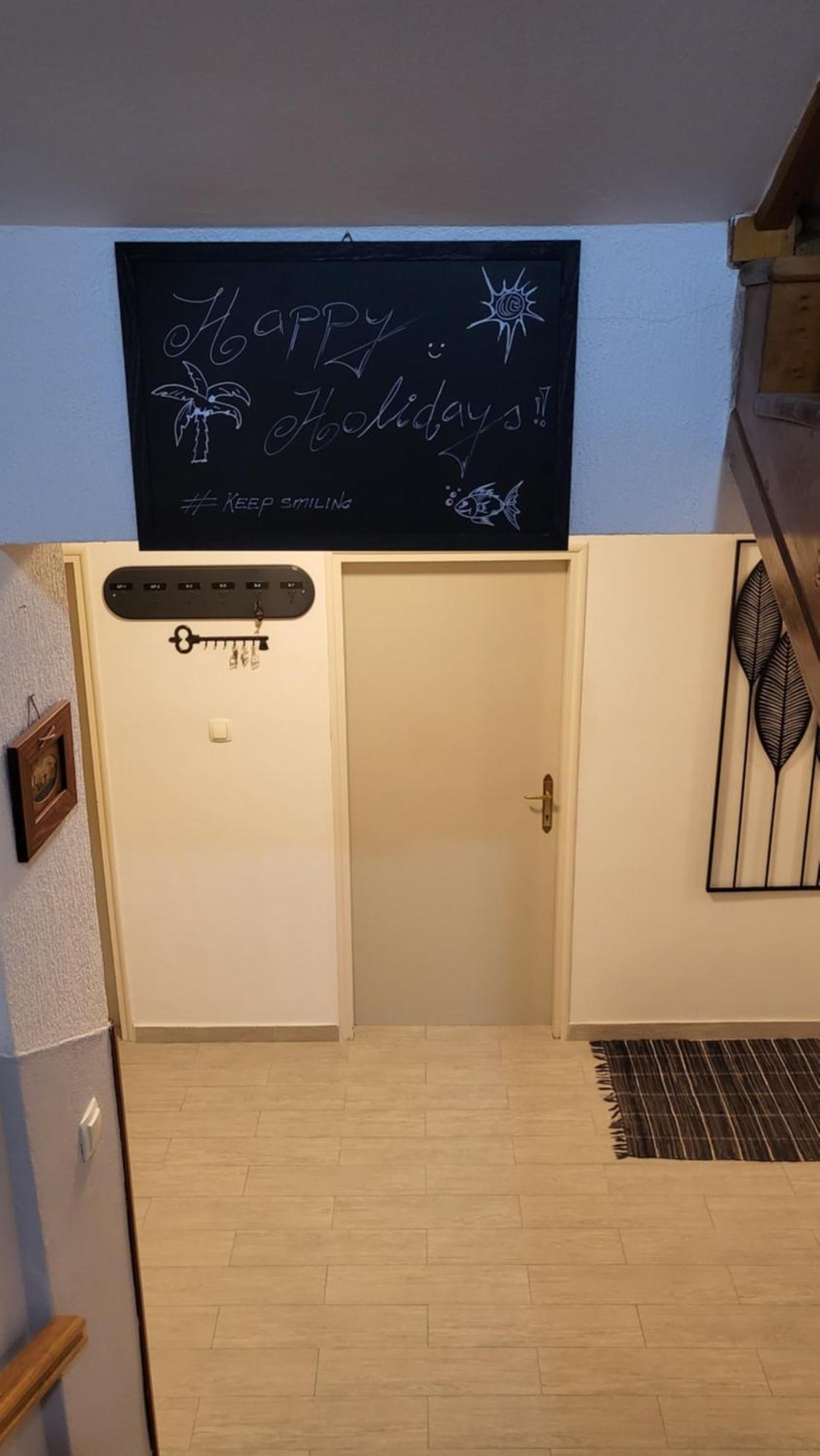 Apartments & Rooms Fam Ribaric Banjol Екстер'єр фото
